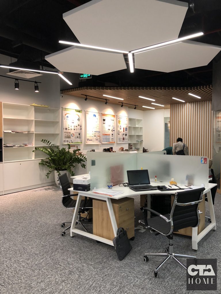 537d36fa79a184ffddb0