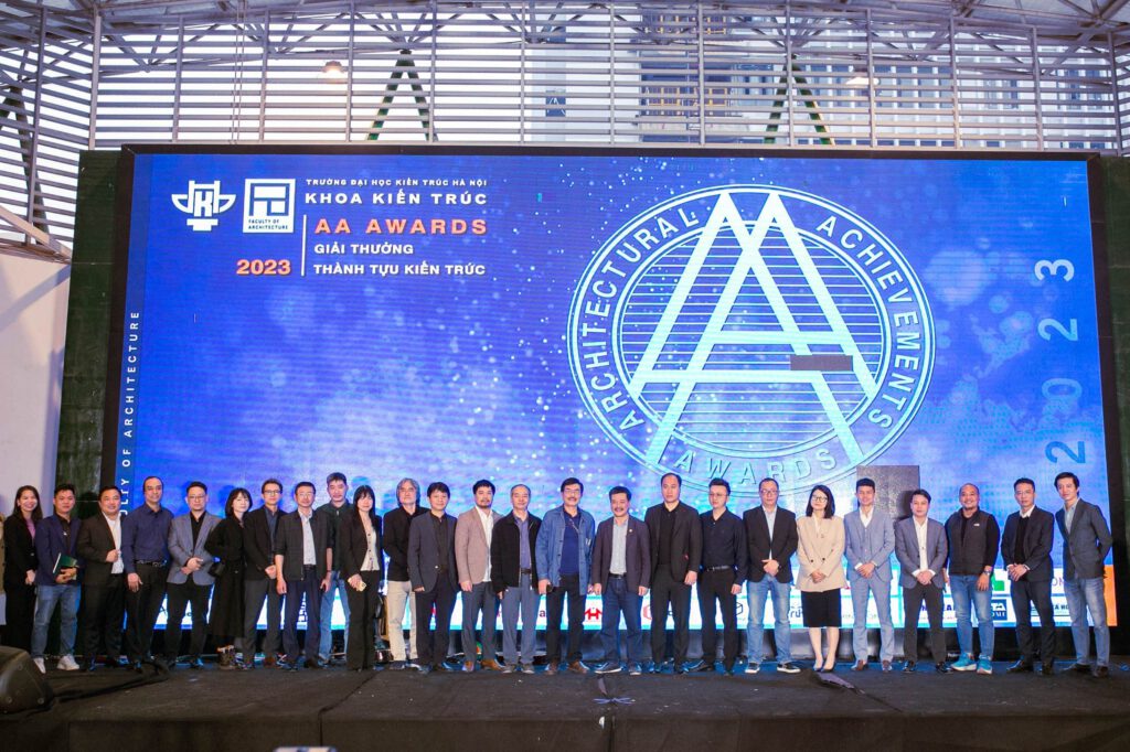 Anh2