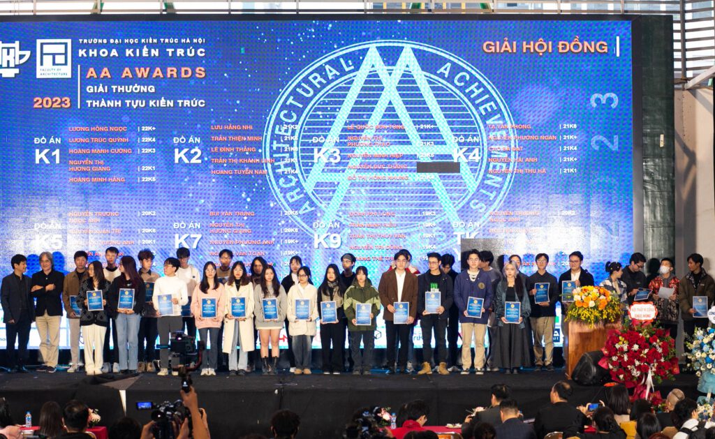 Anh7